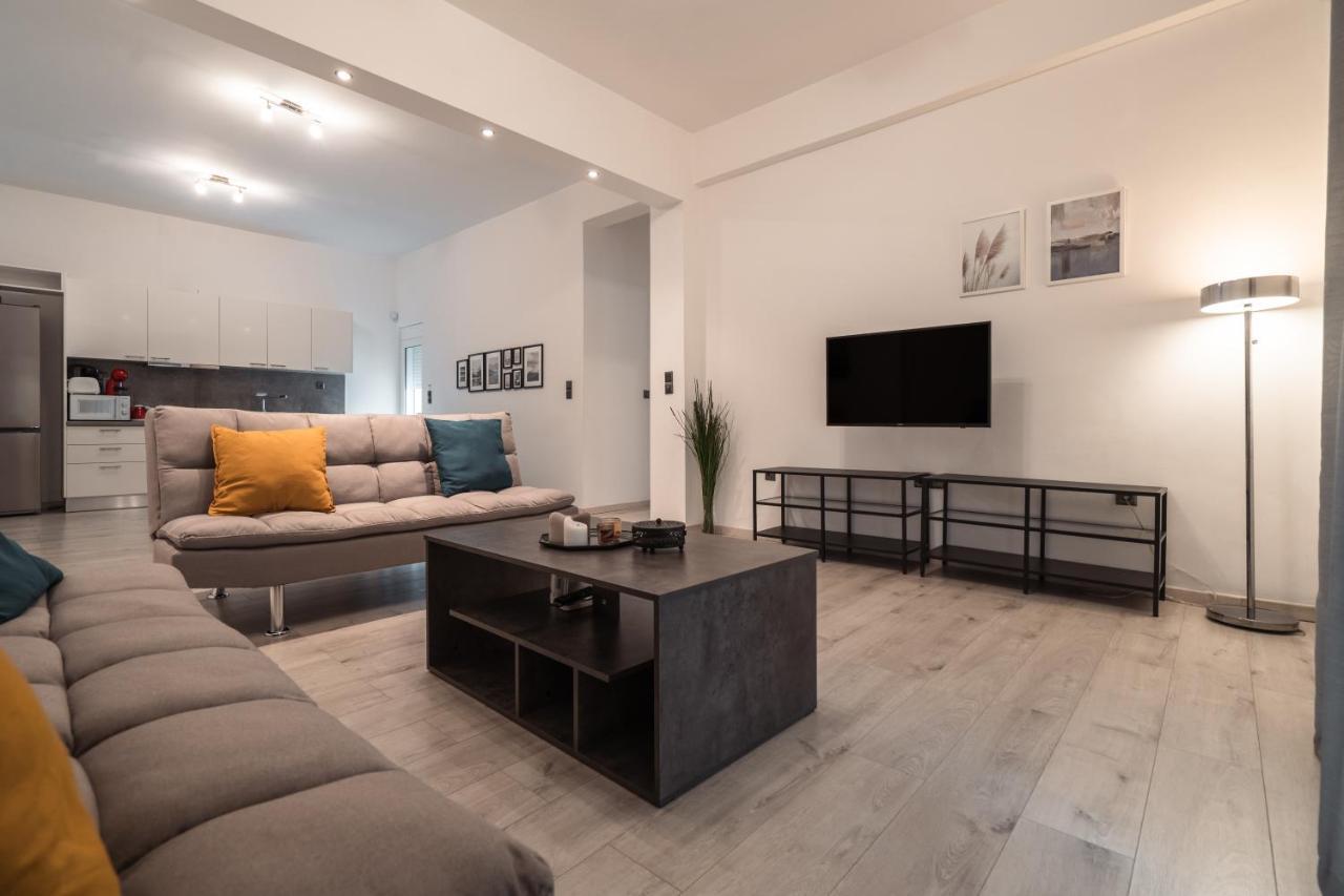 Urban Serenity Gem In Kallithea Neighbourhood! 雅典 外观 照片